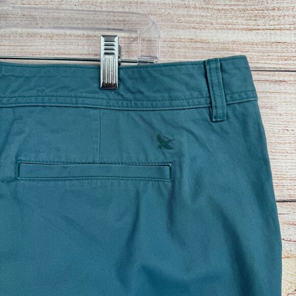 Eddie Bauer Legendwash Slightly Curvy Bermuda Shorts Women's 18 Marina Blue NEW - Picture 5 of 13